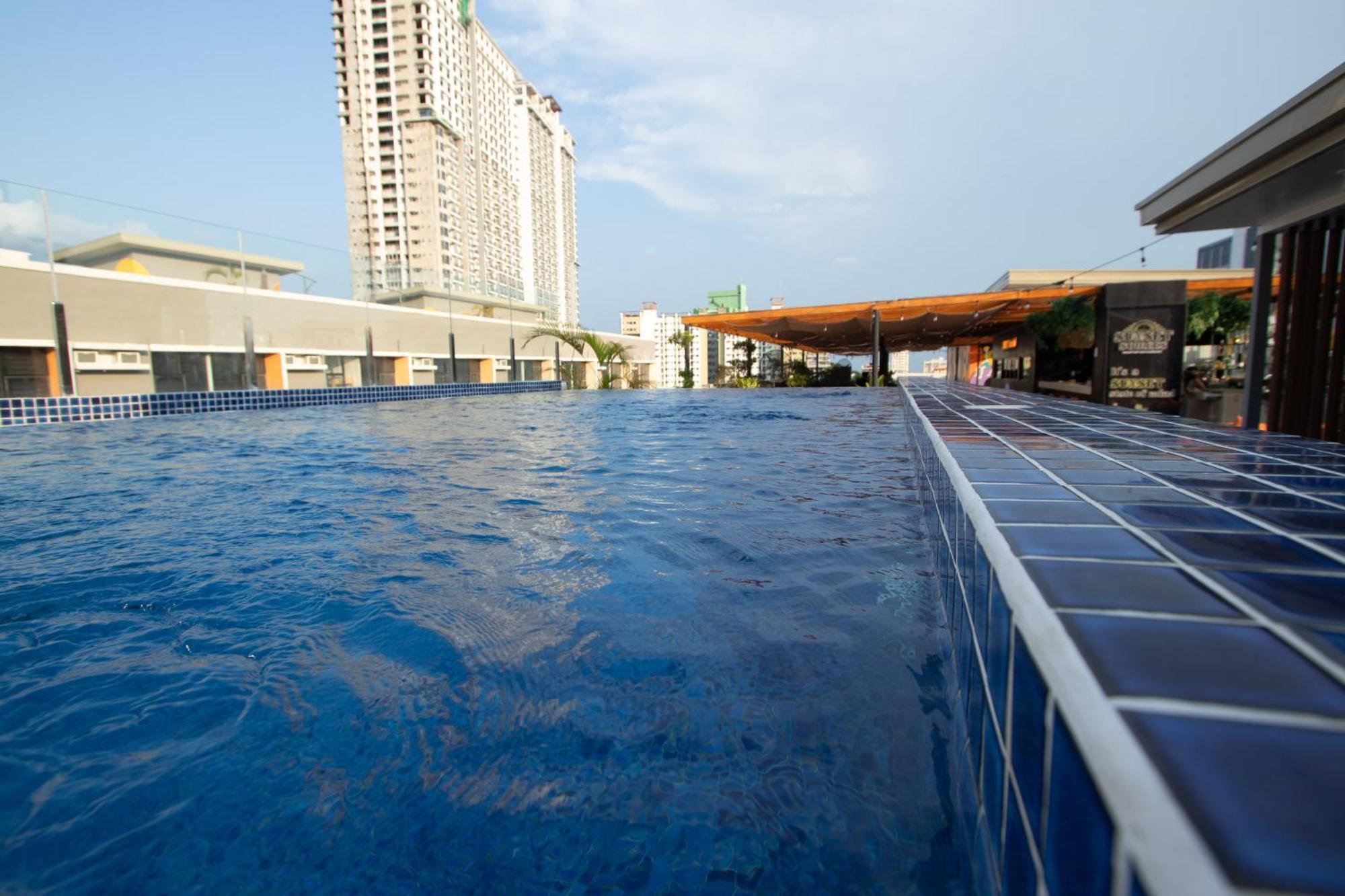 Хостел The Pad Coliving Cebu Екстер'єр фото