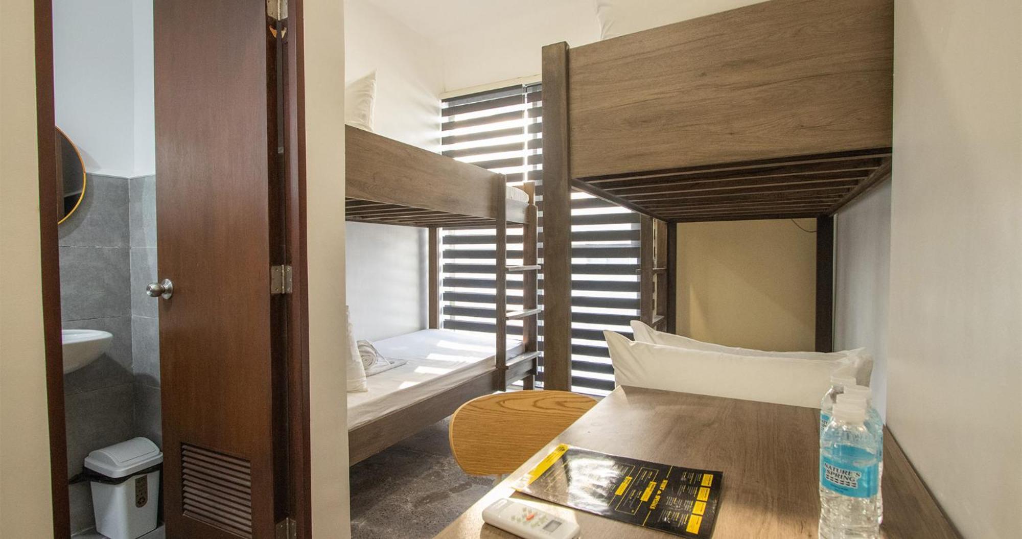 Хостел The Pad Coliving Cebu Екстер'єр фото